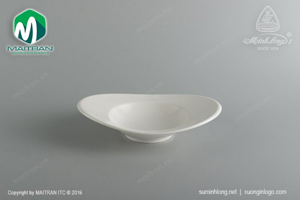 Chén oval vành 17cm Anh Vũ